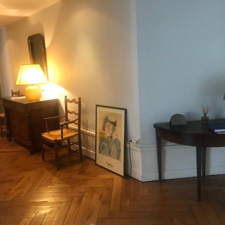 Berges du Rhône/ Chambre avec balcon Lyon Extérieur photo